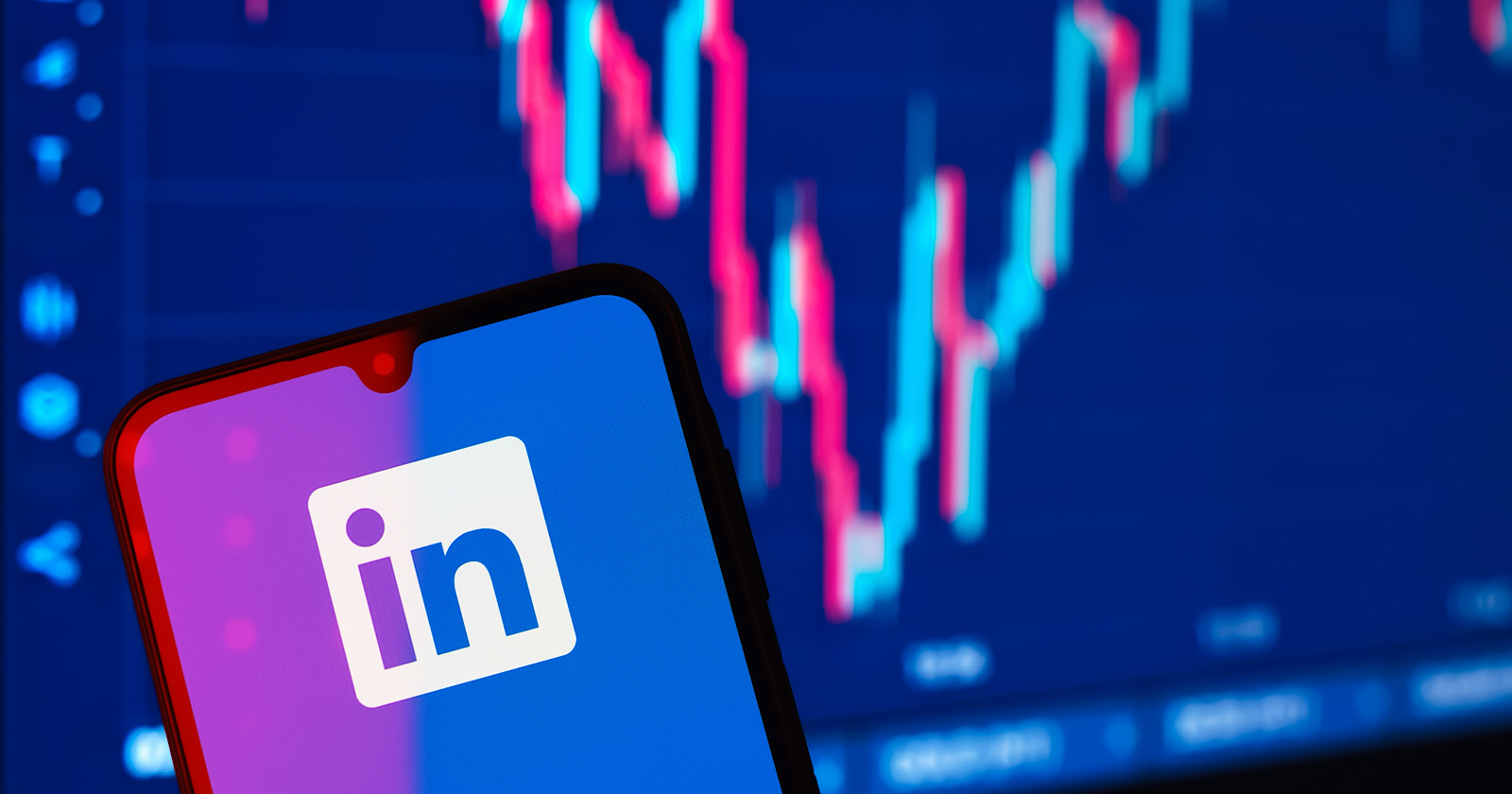 LinkedIn Video Views Up 36%, New Tools & Courses Available via @sejournal, @MattGSouthern